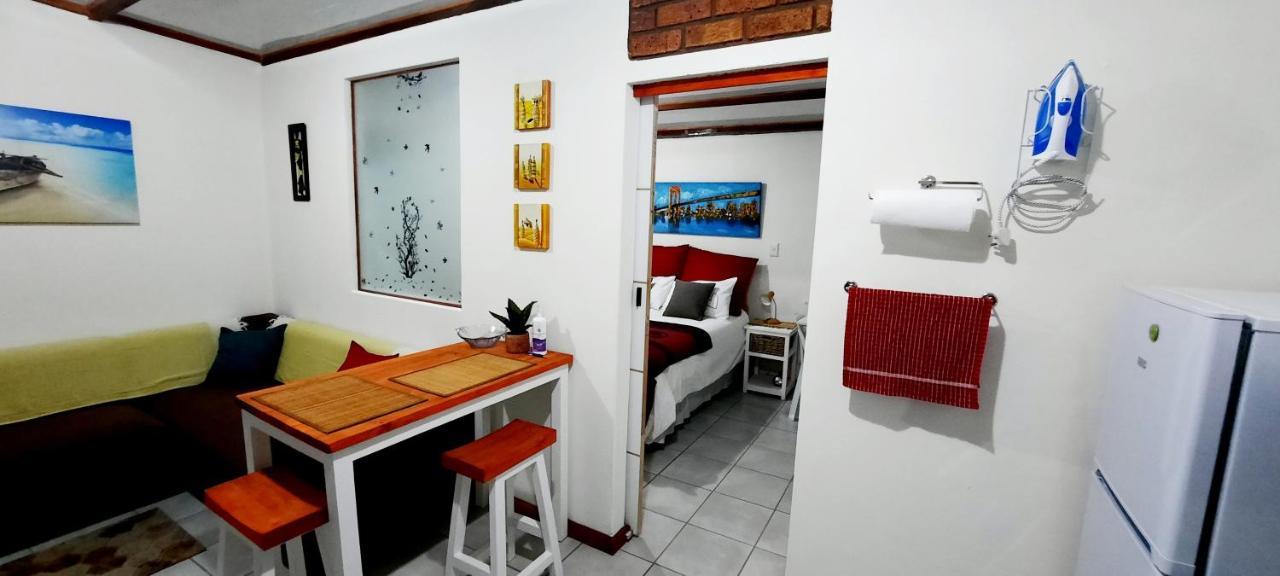 Cape Cozy Cottages เคปทาวน์ ภายนอก รูปภาพ
