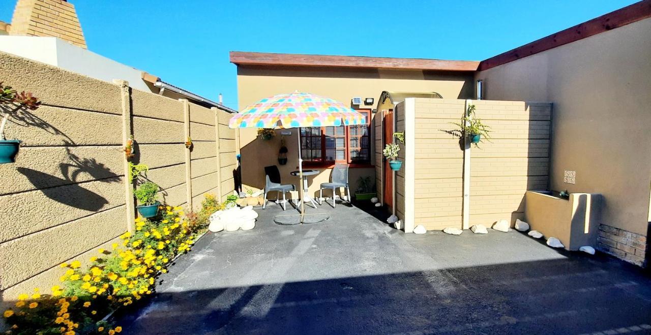 Cape Cozy Cottages เคปทาวน์ ภายนอก รูปภาพ